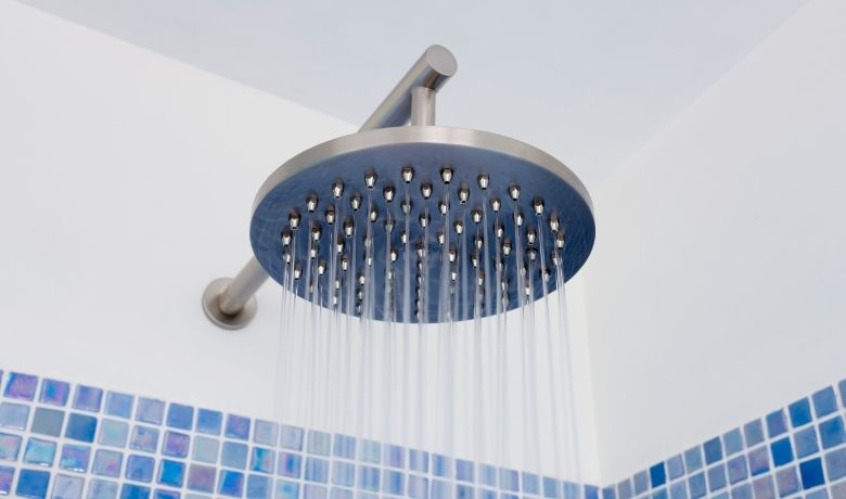 fixed shower head with nozzles