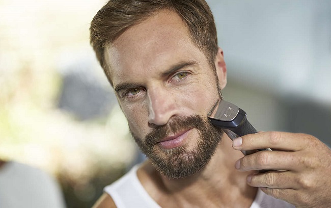 using a beard trimmer