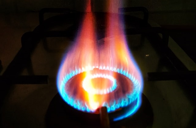gas burning oven flame