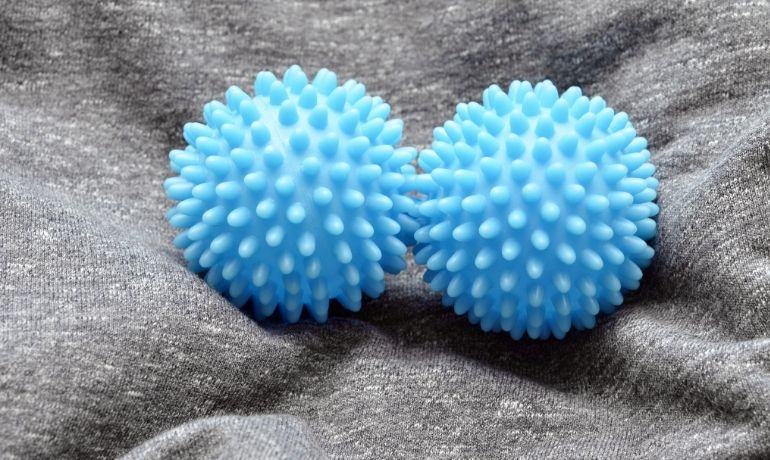plastic tumble dryer balls